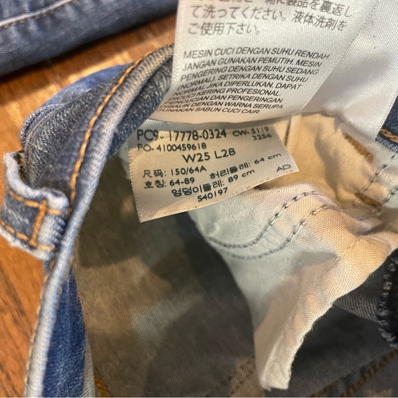 Levi’s Women’s W25 L28 Style 710/711/721 Skinny Jeans - Picture 12 of 14